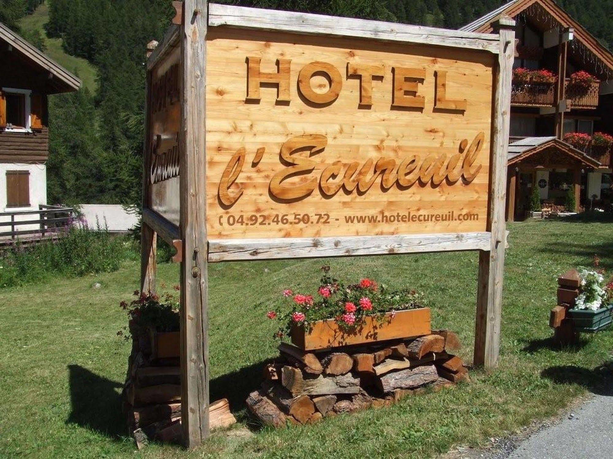 Hôtel Ecureuil Vars  Exterior foto